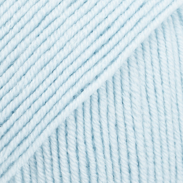 BABY MERINO UNI COLOUR 11 ice blue