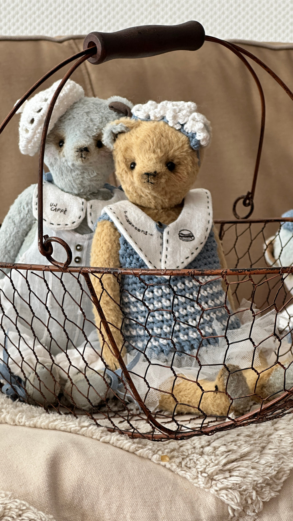Paris Teddy Bear Leony